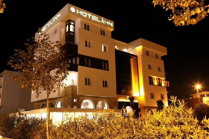 Hotel für 2 Personen, mit Terrasse - 1
