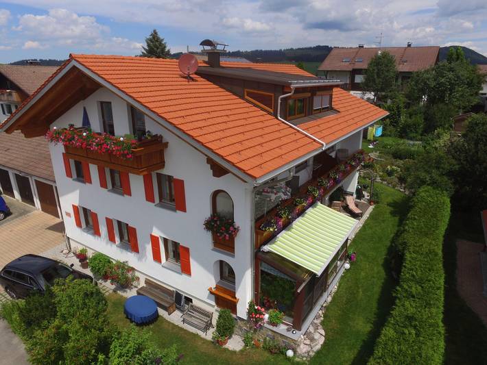 Ferienwohnung für 5 Personen, mit Balkon in Hopferau