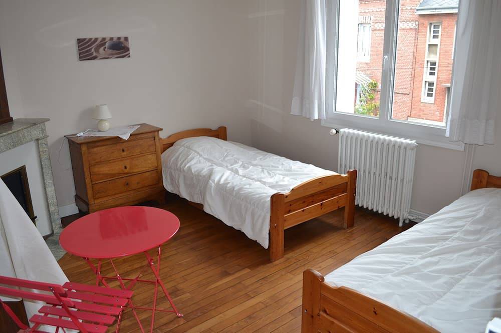 Maison De Charme à Dieppe de 130 m2 avec jardin pour 7  personnes in Dieppe, Région de Dieppe