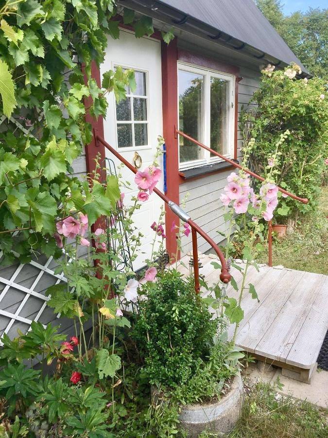 Fjellhytte for 2 personer, med Terrasse og Hage i tillegg til Utsikt på Gotland