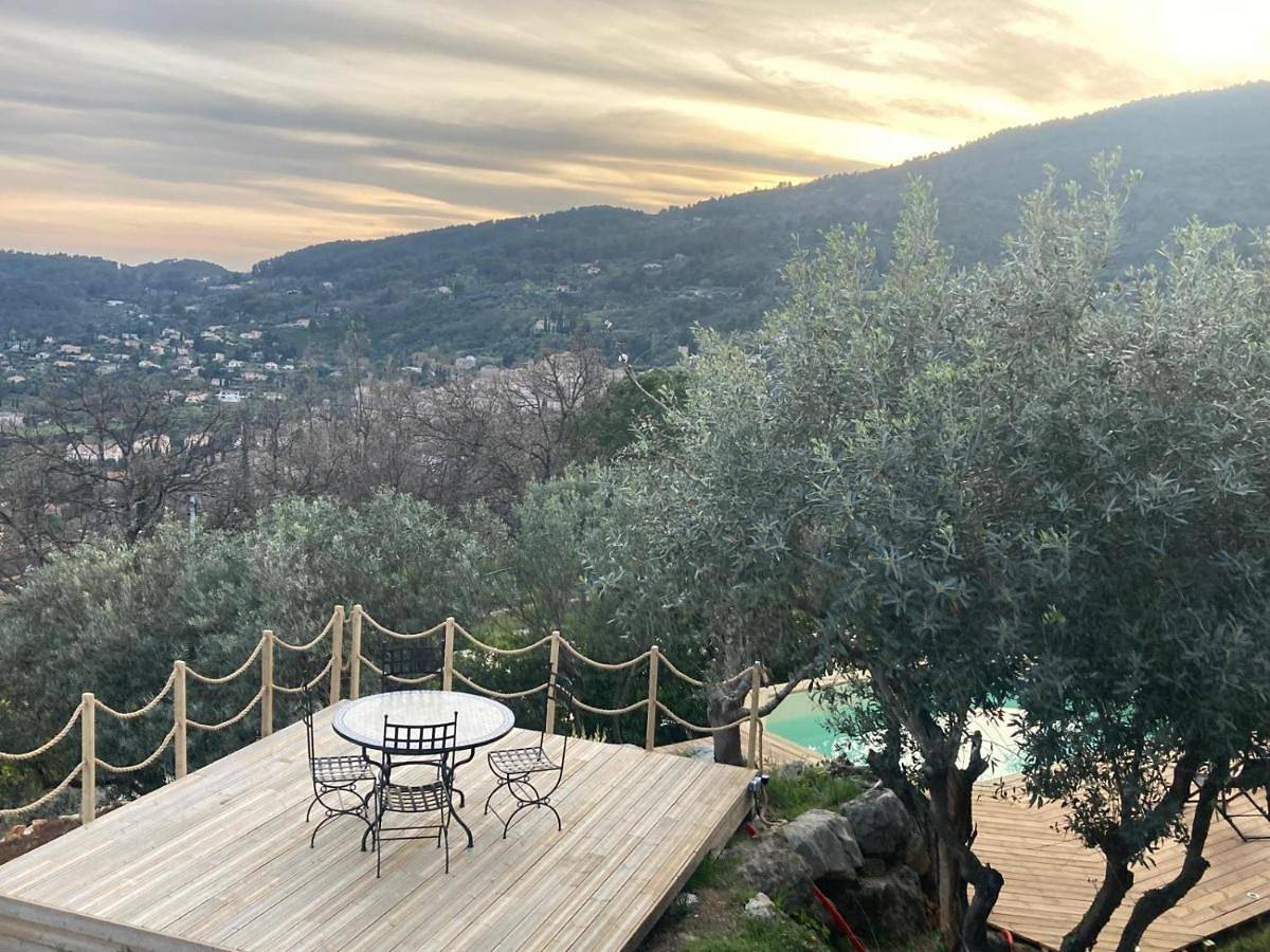 Appartement entier, One-Bedroom Apartment in Seillans, Région de Draguignan