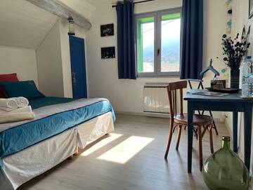 Chambre d’hôte pour 2 personnes, avec piscine et jardin ainsi que terrasse et vue à Trévignin