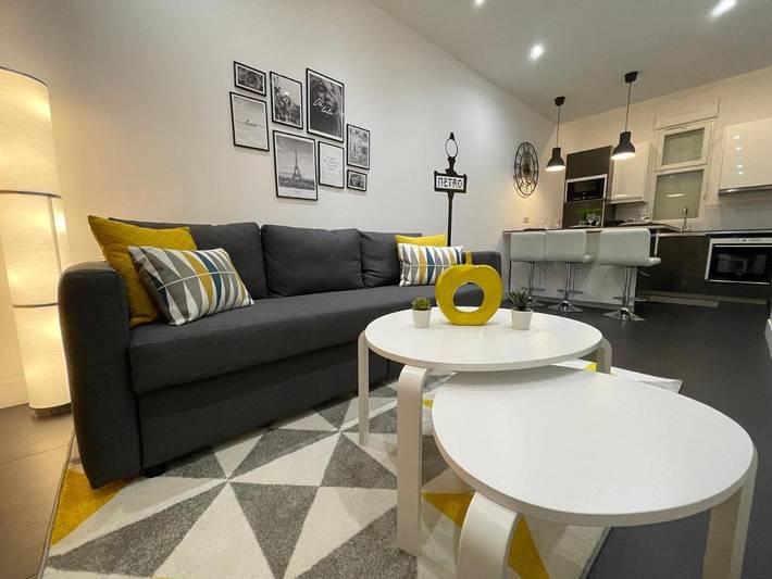 Location de vacances pour 6 personnes, avec terrasse et vue à Villejust - 3