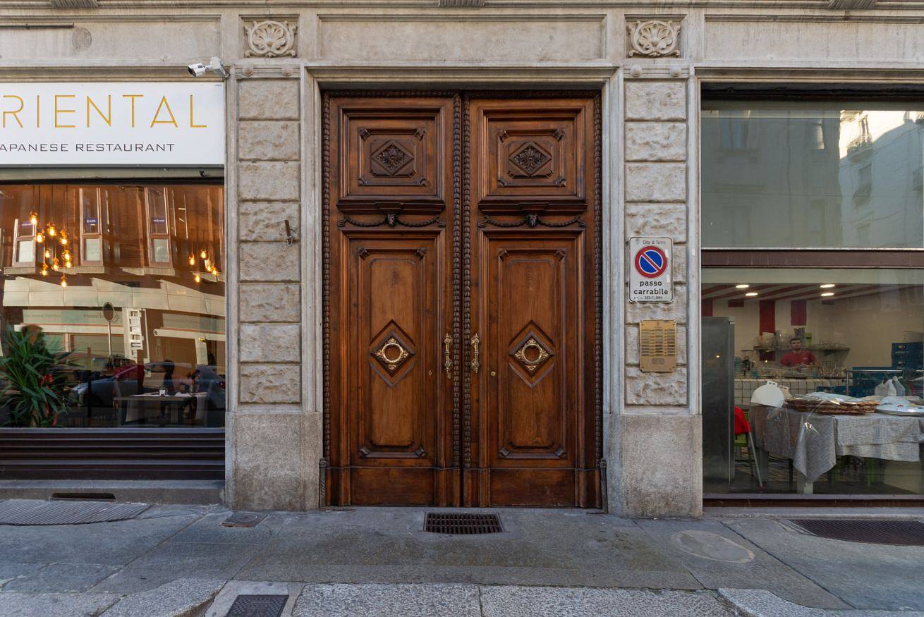 Entire apartment, Guesthost - Piazza Castello Lovely Studio in Turin, Turin Province