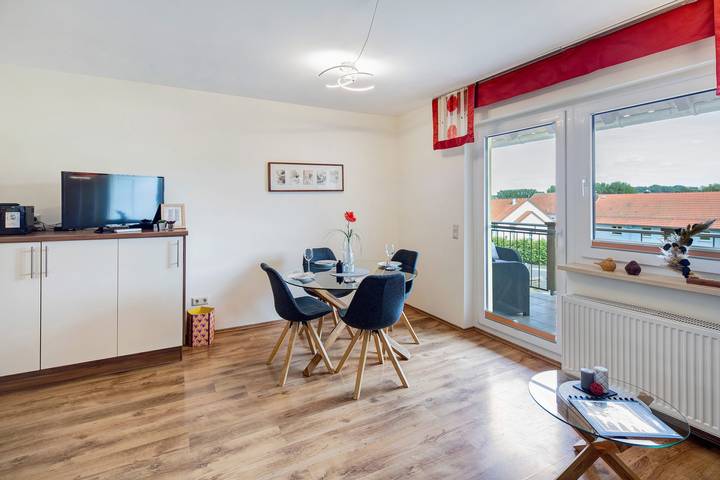 Ganze Wohnung, Apartment 'Wiesenschneiders' mit gemeinsamer Terrasse, Gemeinschaftsgarten und Wlan in Nieder-Moos, Freiensteinau