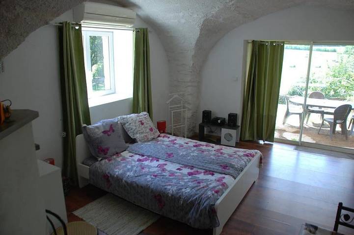 Ganze Wohnung, Wildnis Häuser in Salavas, Ardèche