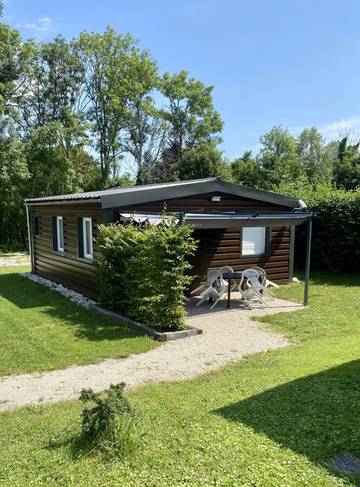 Gîte pour 3 personnes, avec jardin et terrasse à Pont-de-Poitte