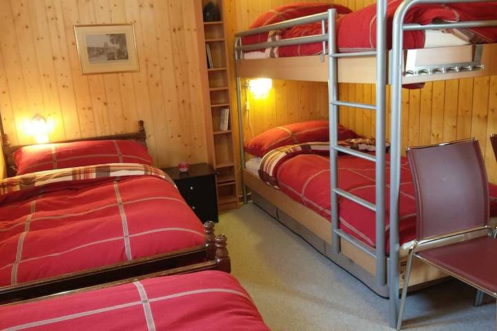 Chalet für 6 Personen, mit Pool und Terrasse sowie Garten, mit Haustier im Engadin - 2