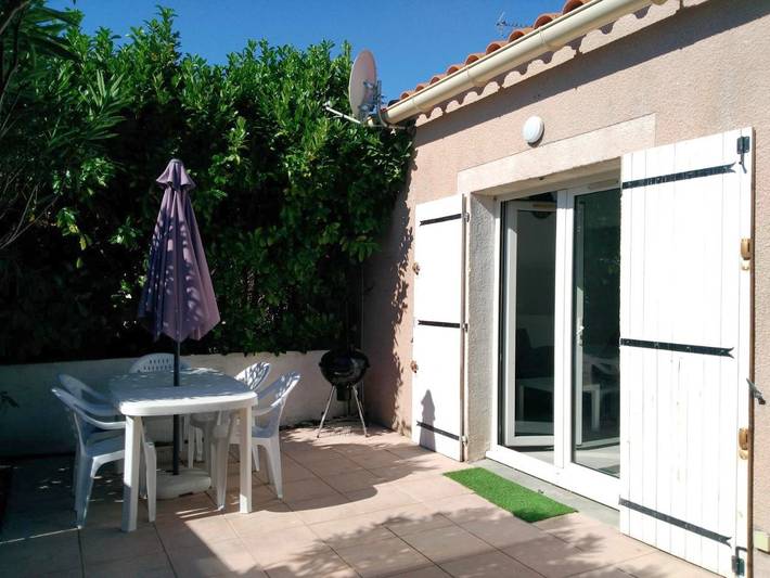 Gîte pour 4 personnes, avec piscine et jardin à Vic-la-Gardiole
