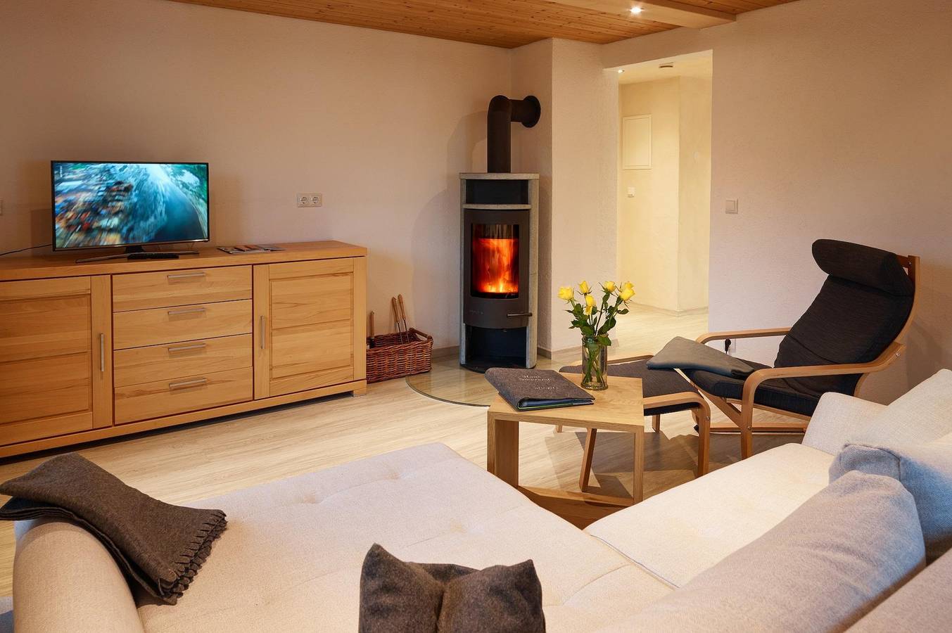 Ganze Ferienwohnung, Fewo Stieglitz, Südbalkon, Bergblick in Bad Oberdorf, Bad Hindelang