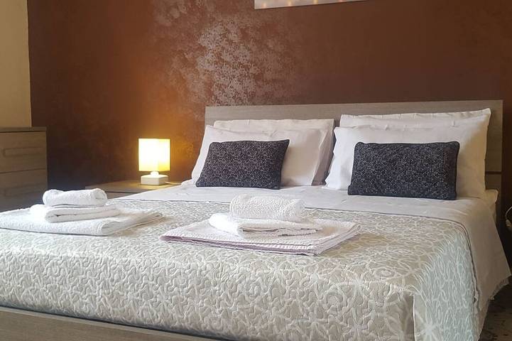 Elegant villa with private garden - Etna - Taormina in Zafferana Etnea, Etna