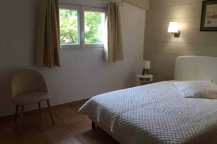 Location de vacances pour 2 personnes, avec terrasse et jardin à Lasalle - 3