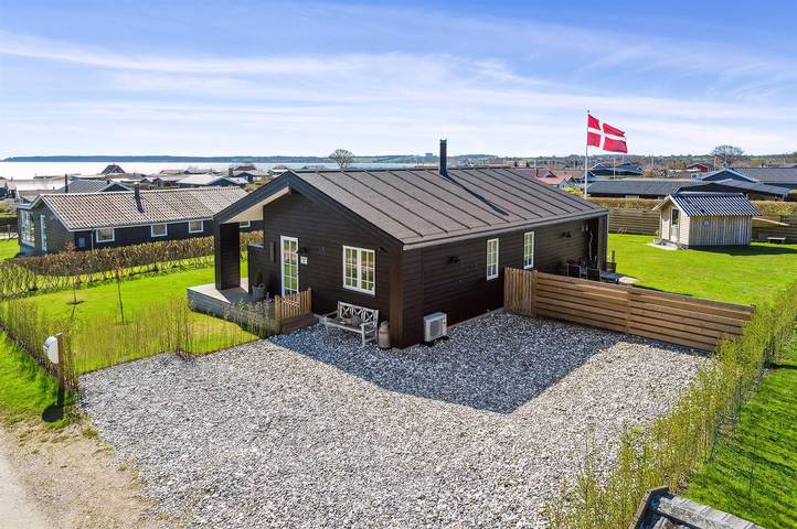 Ferienhaus für 6 Personen, mit Terrasse und Garten