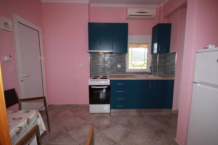 Location de vacances pour 2 personnes, avec Balcon ainsi que Jardin et Vue dans Ormos Panagias - 4