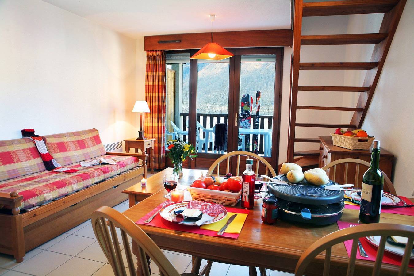 Appartement entier, Appartement de vacances pour 6 personnes avec balcon in Loudenvielle, Pyrénées