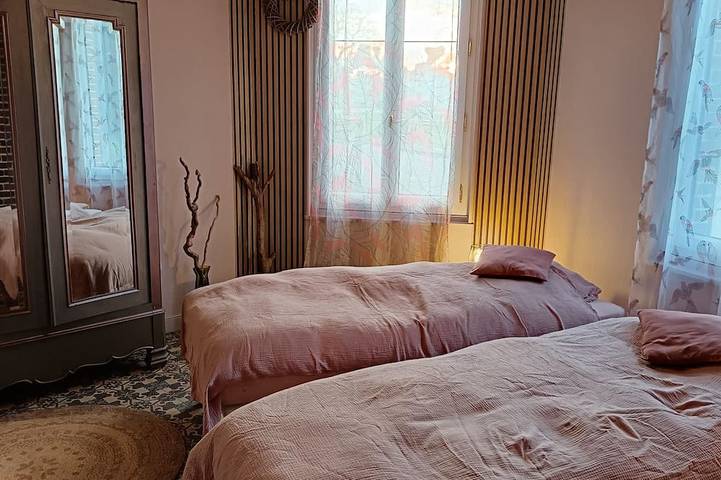 Gîte pour 13 personnes dans Villiers-Saint-Benoît - 4