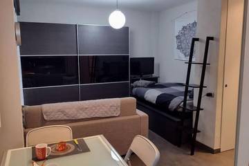 Gîte pour 2 personnes, avec terrasse et vue à Région de Vintimille