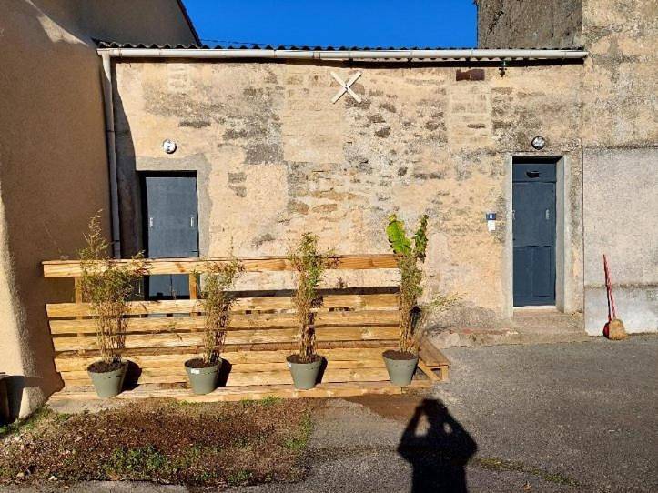 Appartement entier, Apartment in Doué-la-Fontaine, Vallée de la Loire