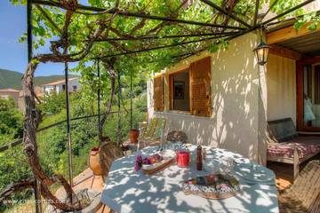 Gîte für 2 Personen, mit Terrasse, mit Haustier auf Korsika