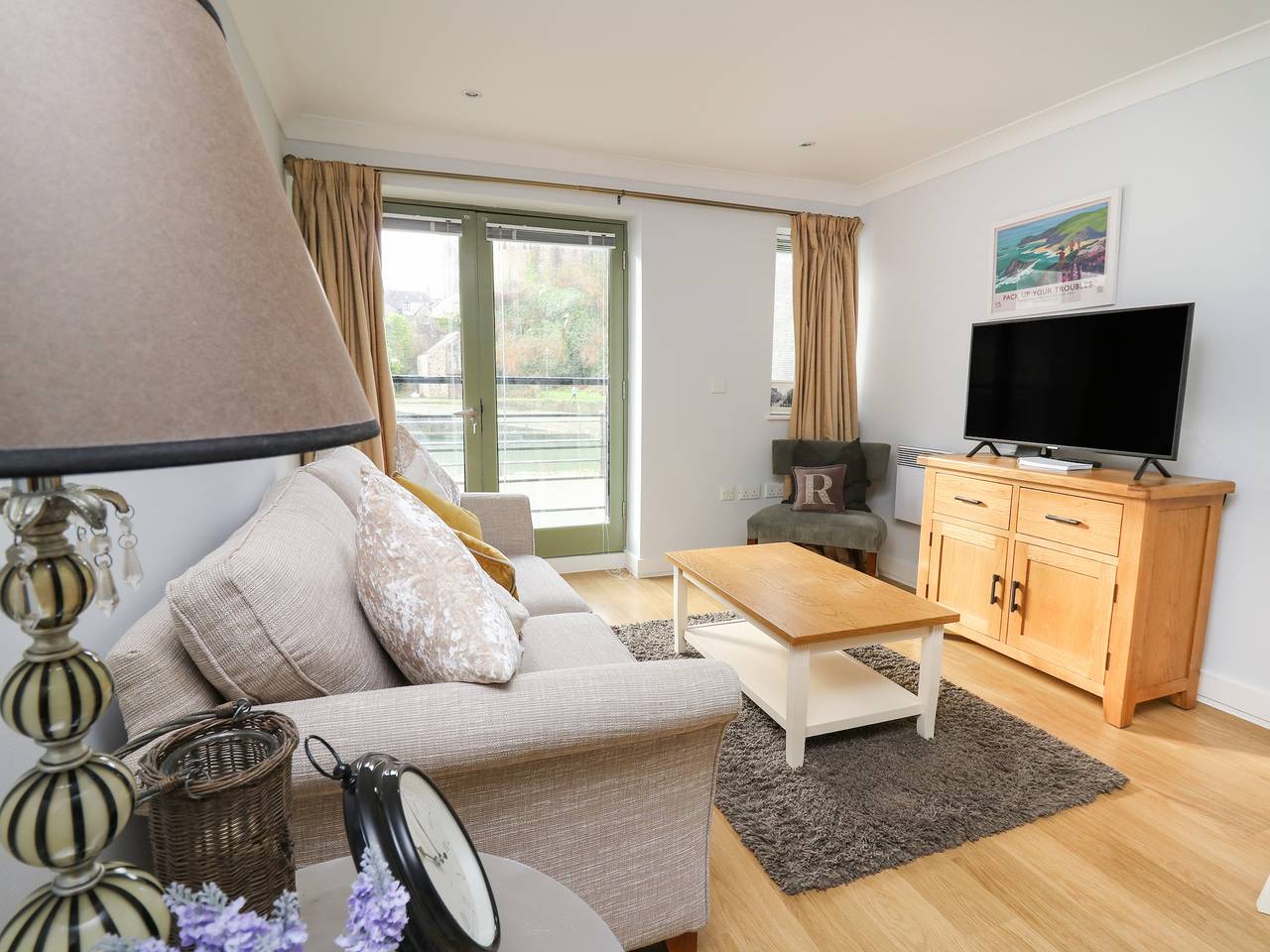 Entire apartment, Flat 2 in Pembroke, Pembrokeshire