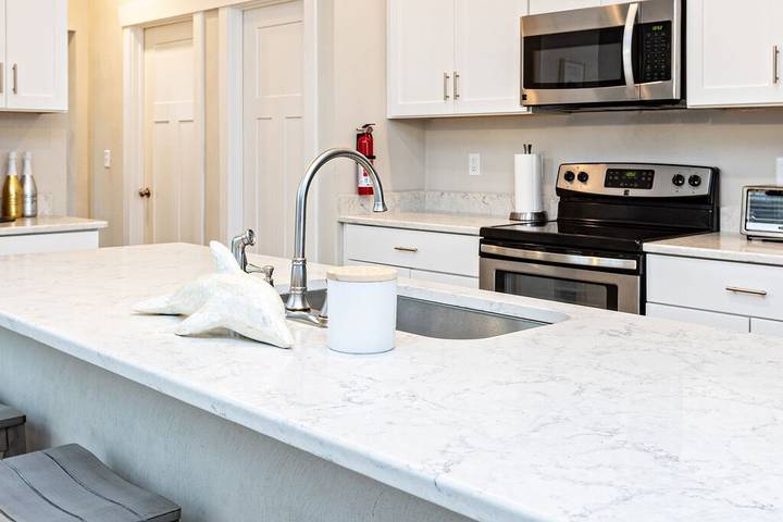 Vacation home for 8 people, with balcony in Virginia Beach