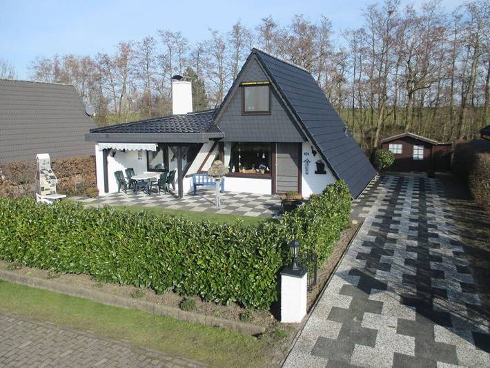 Ferienpark für 4 Personen, mit Terrasse in Burhave - 2