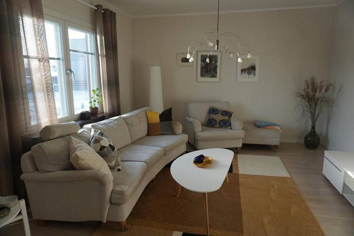 Ferienwohnung für 6 Personen, mit Balkon und Garten in Hästveda