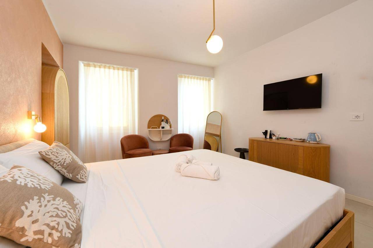 Locanda Carolina Callas Sirmione in Sirmione, Gardasee-Berge
