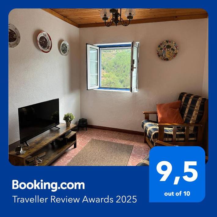 Gîte pour 4 personnes, avec balcon ainsi que vue et piscine dans Piódão - 2