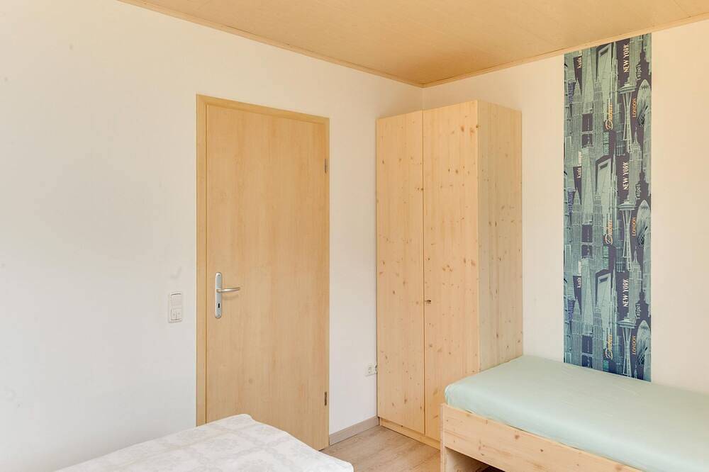 Entire apartment, Charmantes Feriendomizil in Medebach in Medebach, Upland