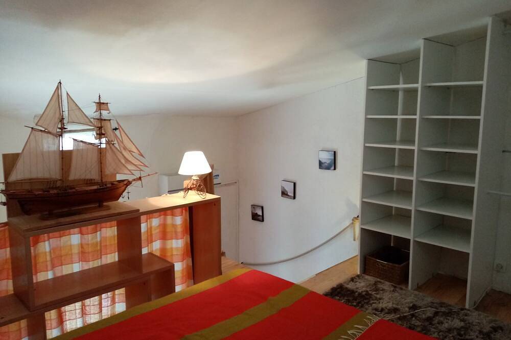 Maison de charme à 1mn de la rivière in Bize-Minervois, Côte méditerranéenne (France)