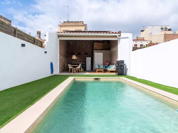Chalet para 7 personas, con piscina y jardín - 1
