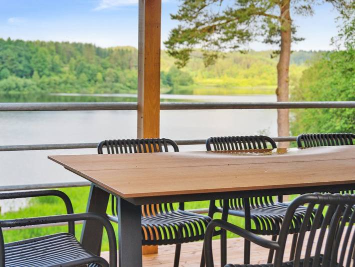 Ferienhaus für 7 Personen, mit Terrasse und Seeblick in Bryrup - 2