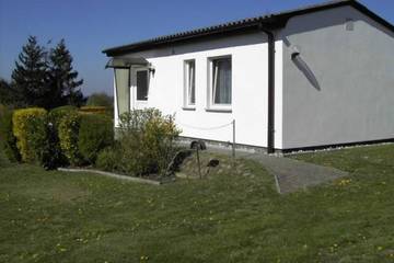 Ferienhaus für 2 Personen, mit Garten in Ückeritz