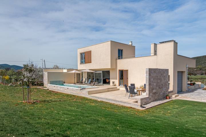 4-Zimmer-Haus mit Pool Dicmo, Zagora in Dalmatinisches Zagora