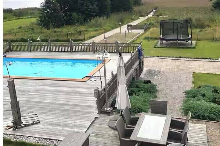 Rosa Villa, an idyllic villa by the Baltic Sea in Norrköping, Östergötland