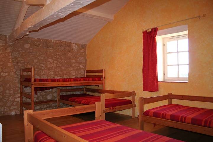 Location de vacances pour 10 personnes, avec jardin ainsi que piscine et terrasse à Conne-de-Labarde - 4