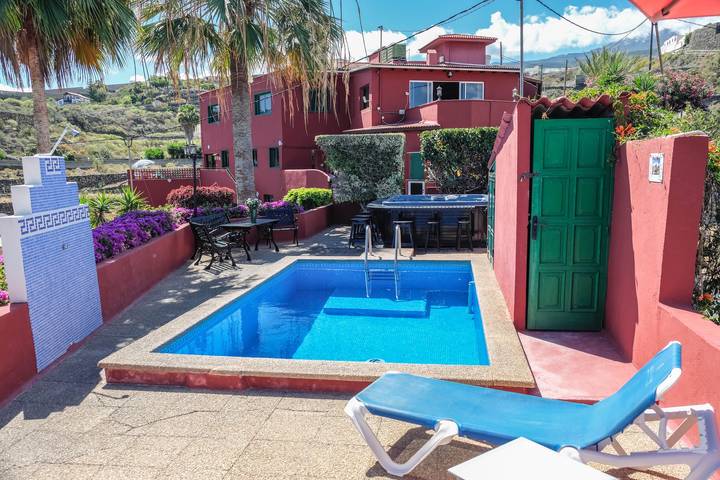Entire apartment, Stunning Holiday Apartment Mármol with Mountain View, Sea View in Icod de los Vinos, North Tenerife
