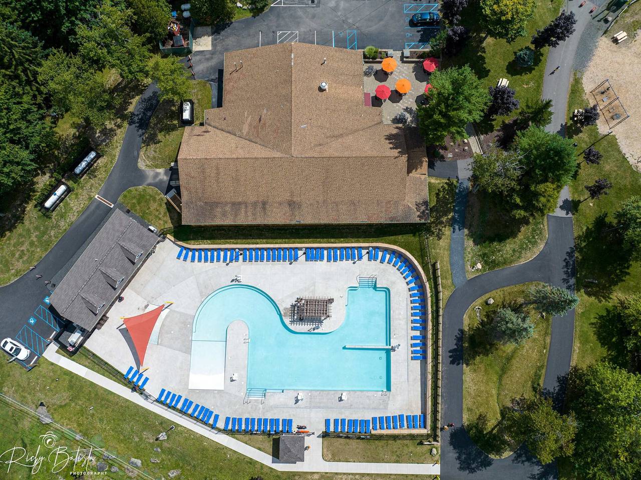 3Br Home w  Outdoor Fun  Lake Fire Pit Games Grill in Condado de Monroe (PA)