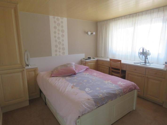 Location de vacances pour 3 personnes, avec piscine ainsi que vue et jardin à Binson-et-Orquigny - 2