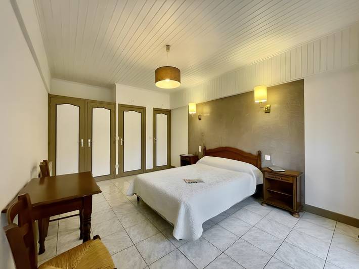 Gîte pour 2 personnes, avec jardin à Saint-Pompont