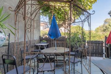 Gîte pour 4 personnes, avec jardin, animaux acceptés à Ruoms