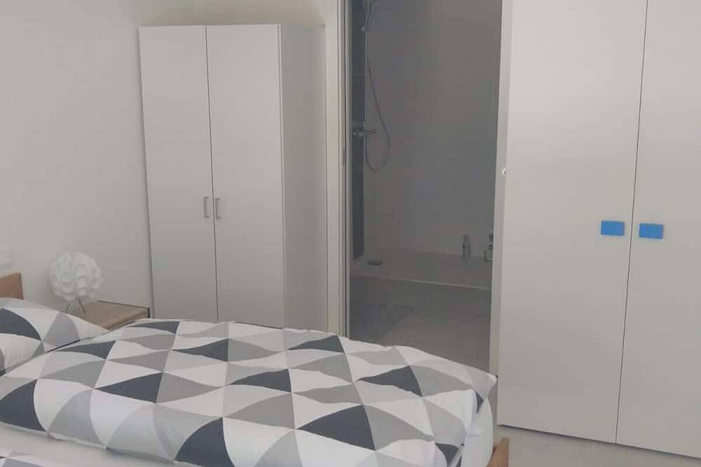 Entire apartment, Gite Le Léonardo Located in the center of Barr Near the shops in Barr, Sélestat-Erstein region