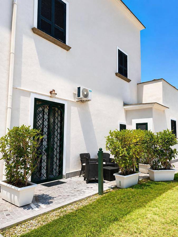 B&b per 2 persone, con Balcone e Terrazza nonché Giardino e Panorama a Torre del Greco