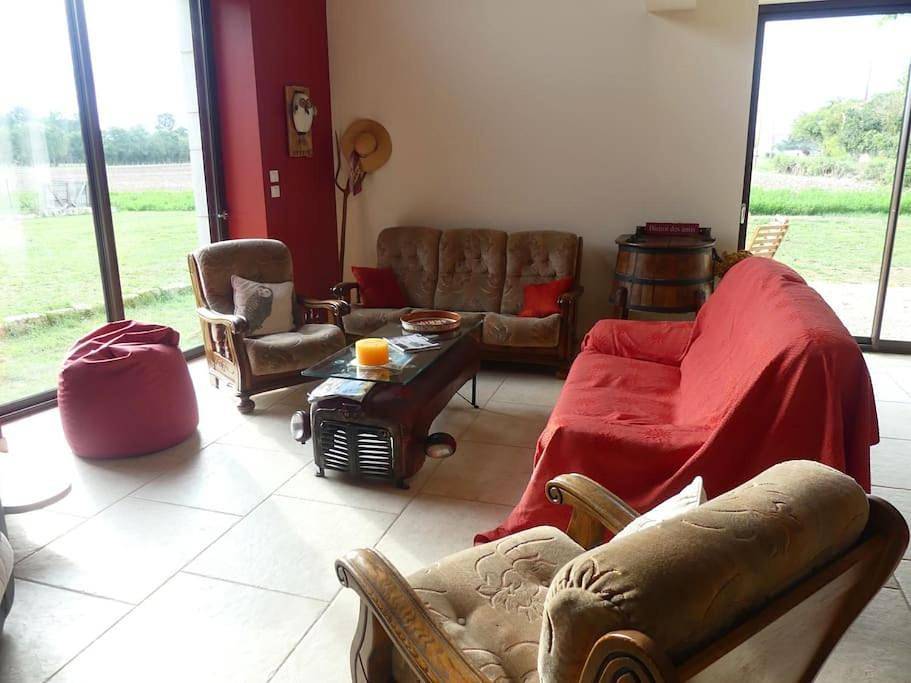 Three-Bedroom House in Benet, Fontenay-le-Comte