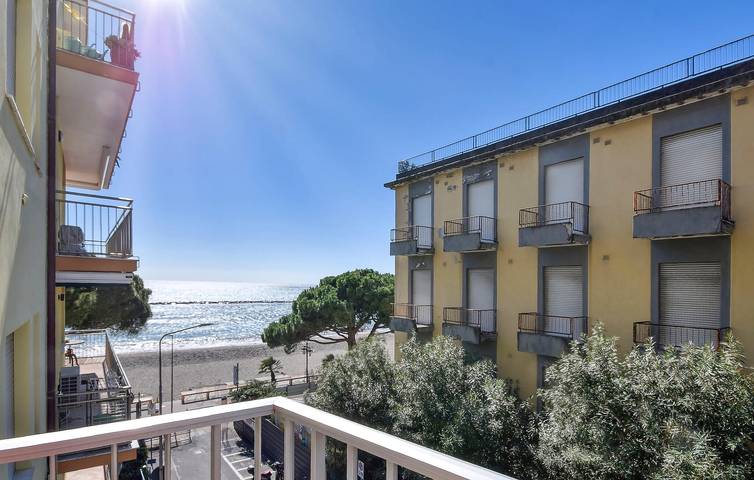 Ferienwohnung für 4 Personen, mit Terrasse in Ligurien
