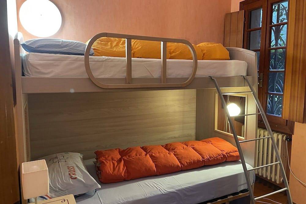 Wohnung ‘Gemma’ in Villa mit Garten und Meerblick in Andora, Riviera di Ponente
