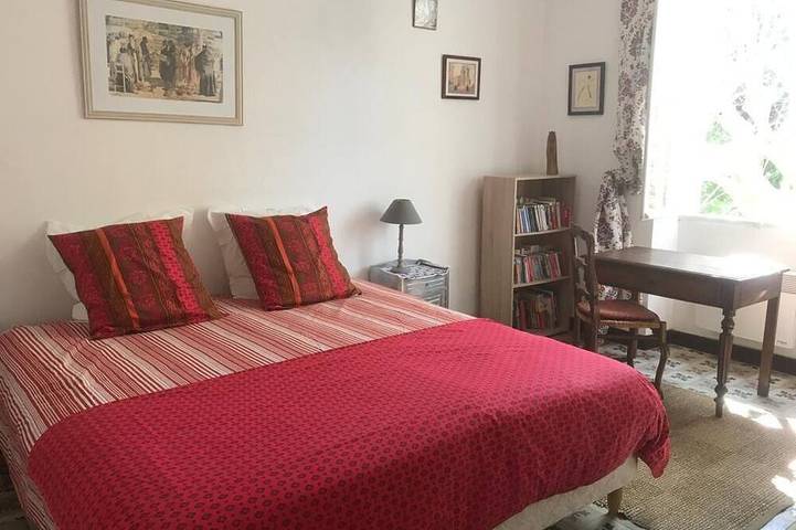 Gîte pour 6 personnes, avec jardin dans Abbaye de Saint Michel de Frigolet - 2