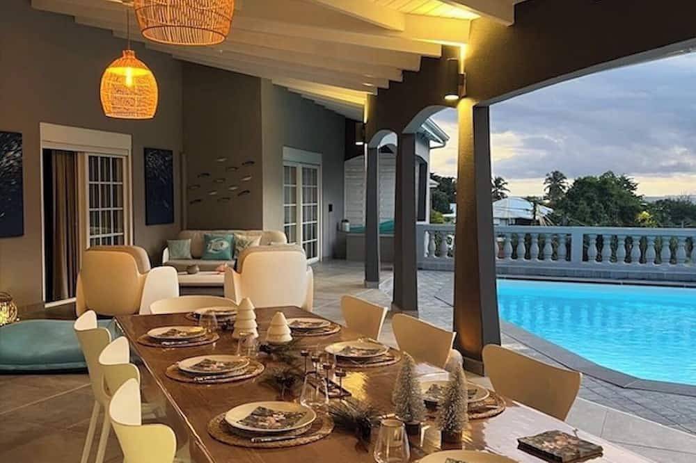 Superb Room At Villa Le Flamboyant in Le Gosier, Guadalupe