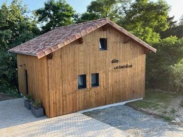 Gîte pour 8 personnes, avec jardin ainsi que vue et terrasse à Treize-Vents